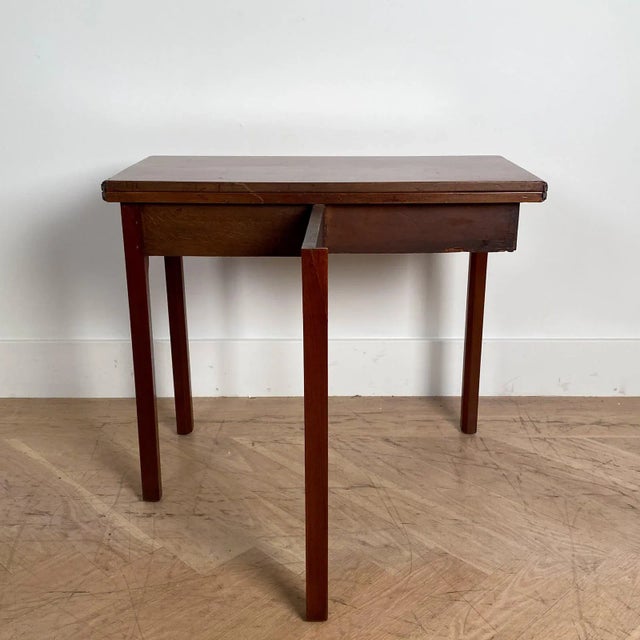 Mahogany Tea Table, England 19th Century For Sale In San Francisco - Image 6 of 11