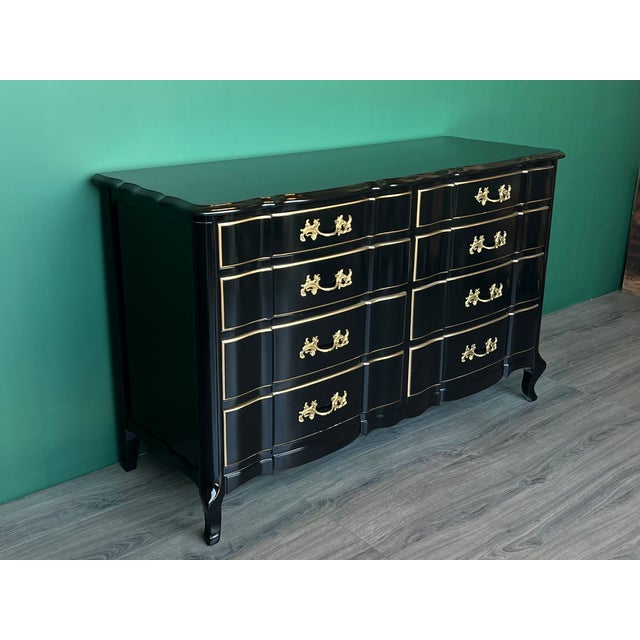 Vintage High Gloss Black Lacquered French Provincial Dresser of Nine Drawers For Sale - Image 11 of 16