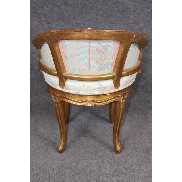 French Louis XV Style Giltwood Swivel Vanity Bench by Auffray For Sale In Philadelphia - Image 6 of 12
