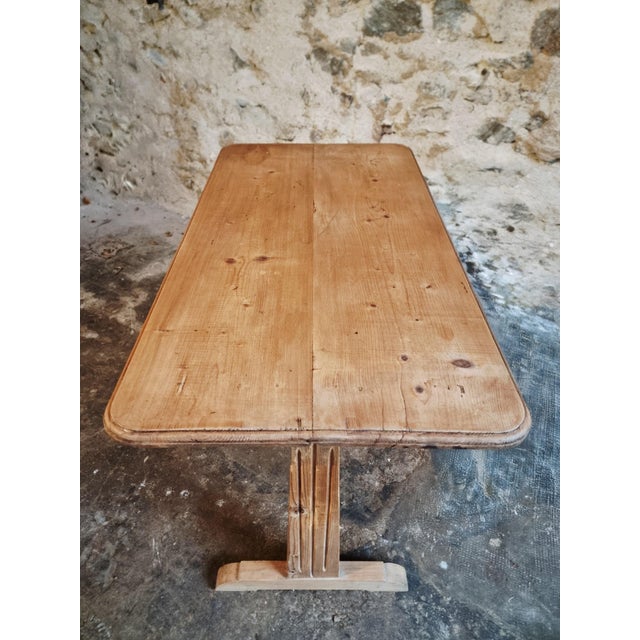 French Bistro Table in Pine, 1930s For Sale - Image 6 of 15