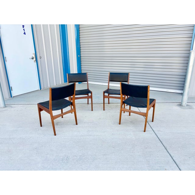 1960s Danish Modern Teak & Vinyl Dining Set of 6 For Sale - Image 9 of 12