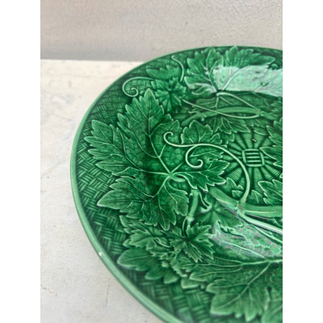 Victorian 19th Century Green Majolica Leaves Plate Wedgwood For Sale - Image 3 of 4
