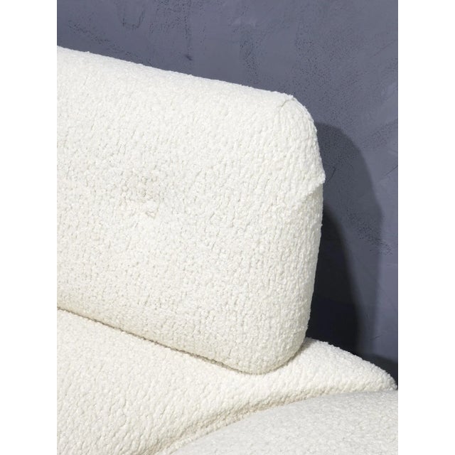 Cream Mid 20th Century Sofa and Swivel Chair, Attributed to Vladimir Kagan For Sale - Image 8 of 10