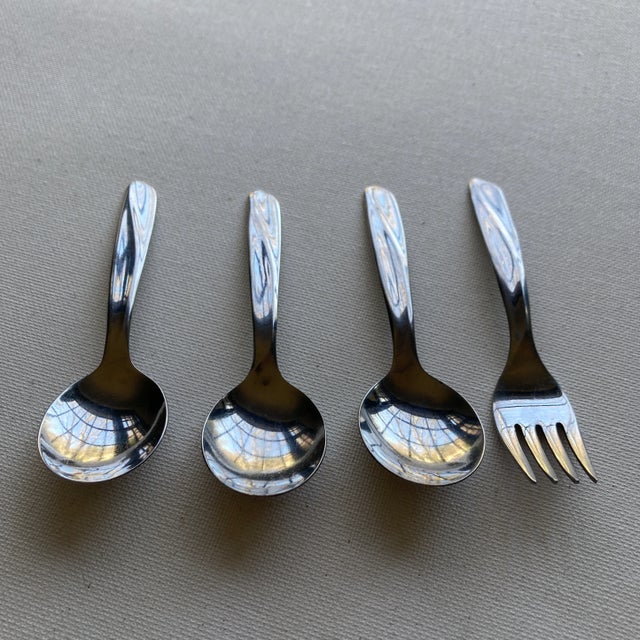 1960s Midcentury Insico Stainless Usa "Finlandia" Pattern Baby Fork & Spoons- Set of 4 For Sale - Image 5 of 5