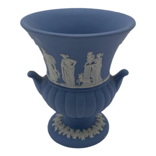 Vintage Wedgwood Blue Jasperware Grecian Vase For Sale