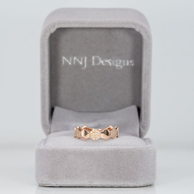 Modern Natural Diamond Ring in 14k Gold | Unique Geometric Band Ring, Size 6.75 For Sale - Image 3 of 10