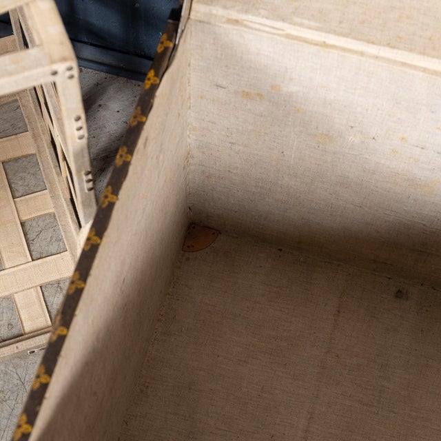 Vintage French Trunk in Monogram Canvas from Louis Vuitton, 1920 For Sale - Image 14 of 18