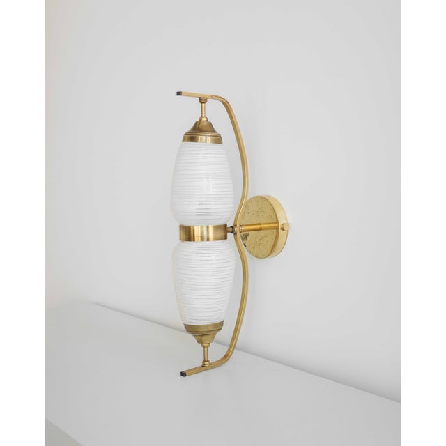 Gold Brass Wall Lamps, France, 1960s, Set of 2 For Sale - Image 8 of 10