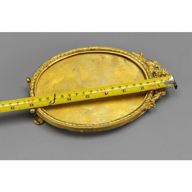 French Louis XVI Bronze Oval Desktop Picture Frame, 1900s For Sale - Image 16 of 18