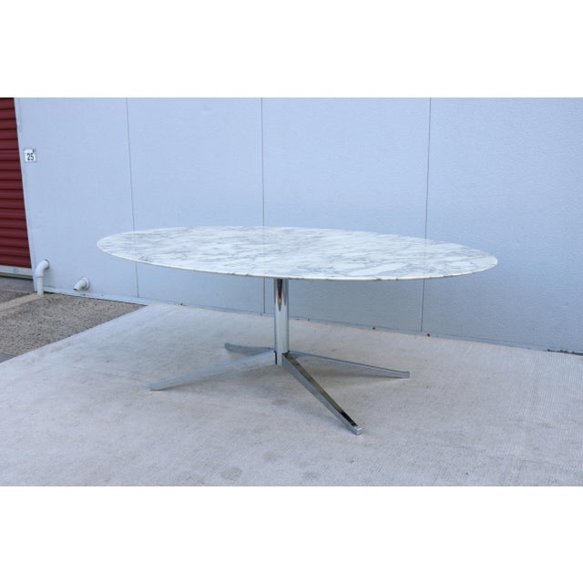 Mid-Century Florence Knoll Oval Dining Table Desk 78" Arabescato Marble, 2008 For Sale In New York - Image 6 of 18