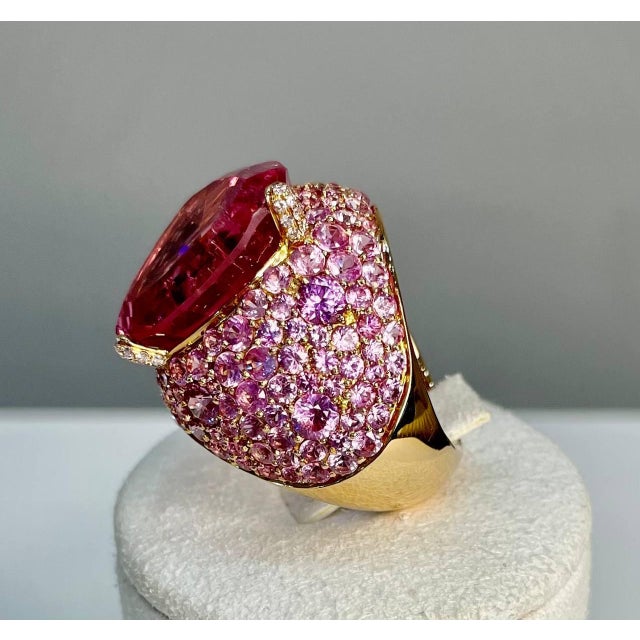 Early 21st Century Pink Tourmaline Rubellite Pink Sapphire Diamond Pave 18k Rose Gold Unique Ring, Size 7 For Sale - Image 5 of 14