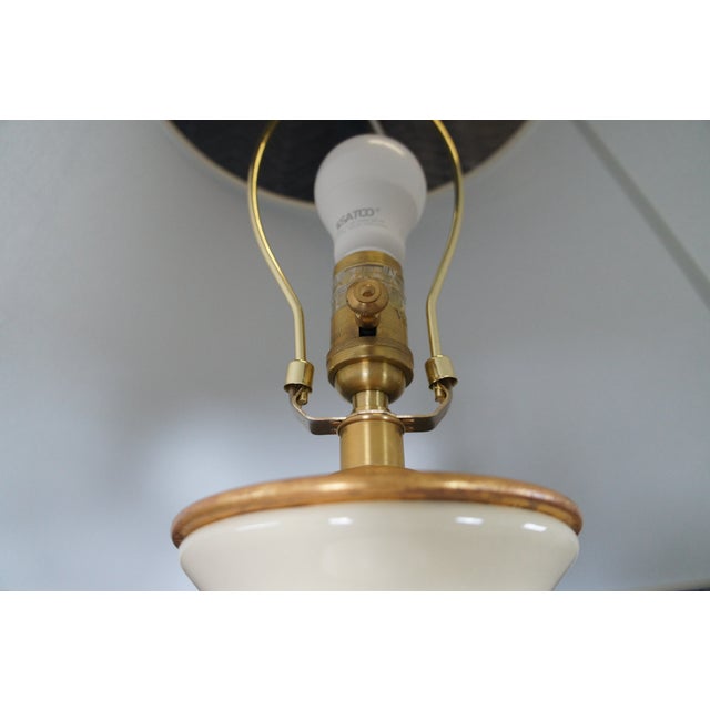 White Contemporary 2 Visual Comfort Signature Lambay Coconut Ceramic Table Lamps Boho Chic Modern For Sale - Image 8 of 12