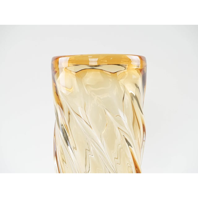1960s Vintage Italian Art Glass Vase, 1960s For Sale - Image 5 of 10