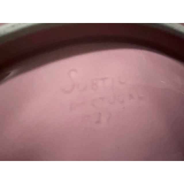 Ceramic Mid 20th Century Cabbage Ware Pink Serving Bowls in the Style of Dodie Thayer - 5 Pieces For Sale - Image 7 of 9