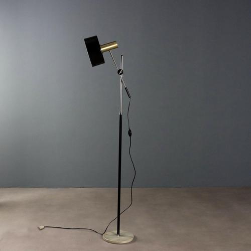 Vintage Floor Lamp in Aluminium and Metal, 1960s For Sale - Image 9 of 10