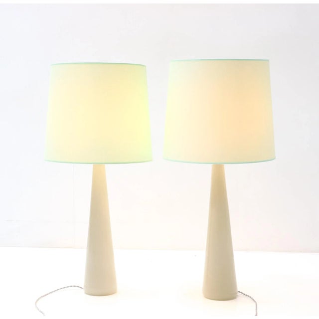 Mid-Century Modern Mid-Century Modern Table Lamps in Opaline by Archimede Seguso Murano, 1970s, Set of 2 For Sale - Image 3 of 16