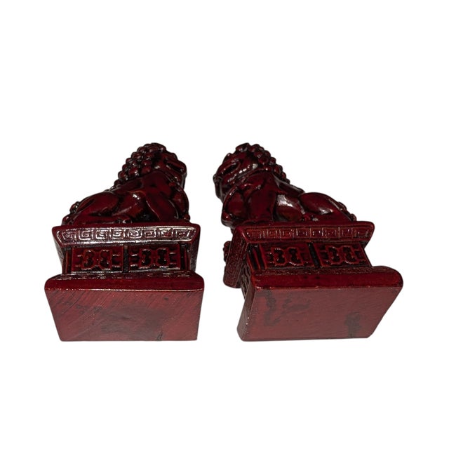 1950s Pair of Vintage Cinnabar Chinese Guardian Lions or Foo Dogs For Sale - Image 5 of 5