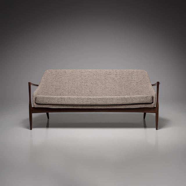 D200 Lounge Chair and D200s Sofa by Ib Kofod-Larsen for Laauser, 1950s, Set of 2 For Sale - Image 9 of 18