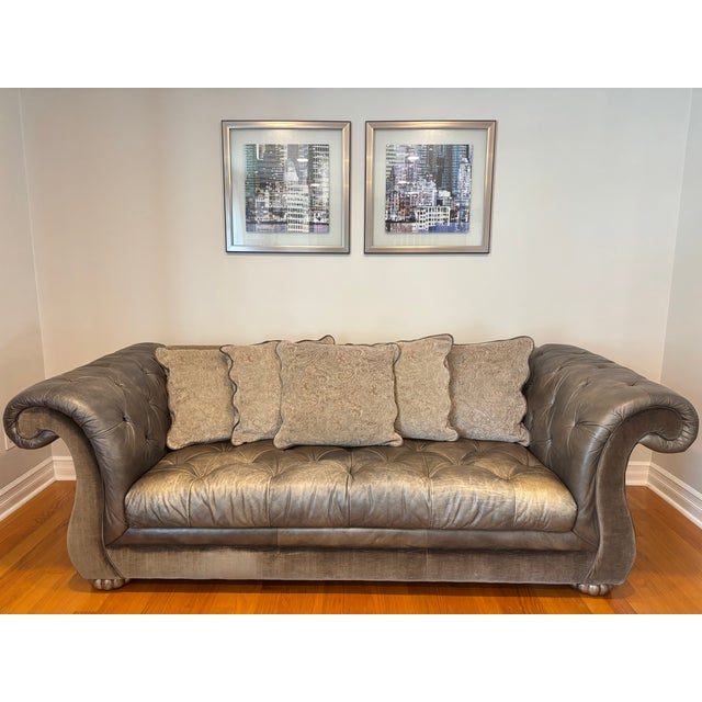 2000 - 2009 Thomasville Luxury Chesterfield Leather Loveseat + Sofa For Sale - Image 5 of 7