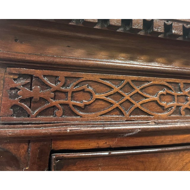 Late 18th Century 18th Century English 8-Drawer Chest on Chest For Sale - Image 5 of 8