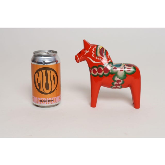1960s Mid-Century Scandinavian Modern Hand-Painted Dala Horse From Färnäs Sweden For Sale - Image 5 of 13