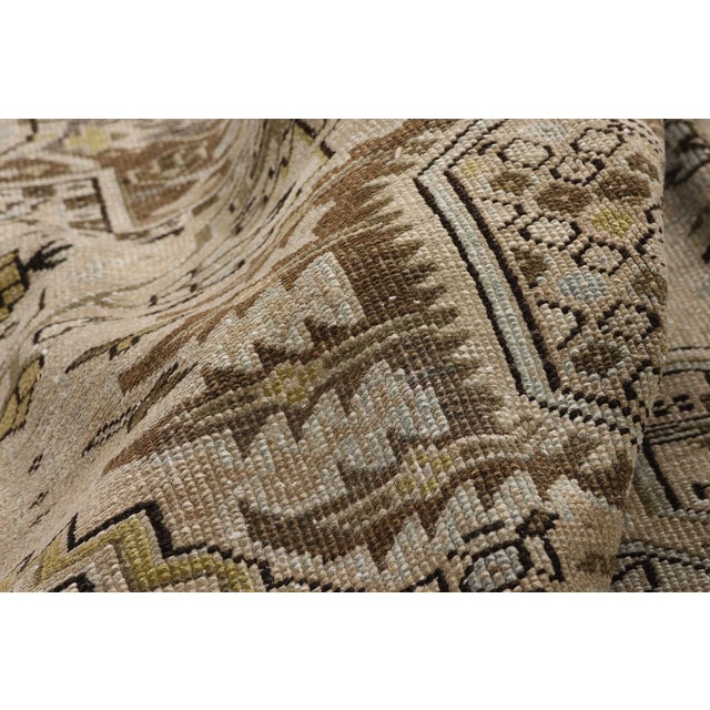 Antique Persian Heriz Rug, 09'03 X 12'00 For Sale In Dallas - Image 6 of 10