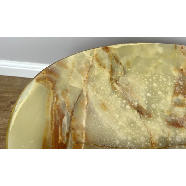 Vintage French Nested Tables in Marble, Onyx, and Brass, Set of 3 For Sale - Image 17 of 18