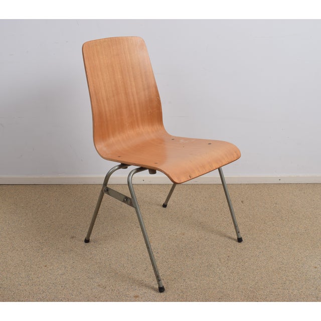 Mid-Century Industrial Dining Chair, in Good conditions. Designed 1960 to 1969