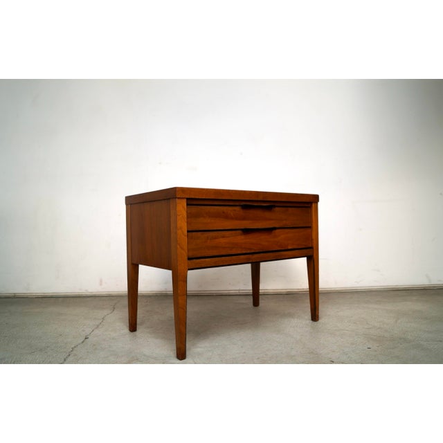 Lane Furniture 1960’s Mid-Century Modern Walnut & Rosewood Tuxedo Nightstand For Sale - Image 4 of 12
