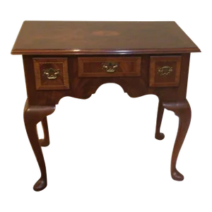 Late 20th Century Councill Craftsmen Inlaid Mahogany Lowboy