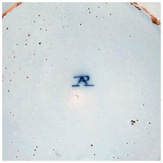 Dutch Delft De Twee Scheepjes Tin-glazed Pottery Blue and White Plates - a Pair For Sale - Image 9 of 10