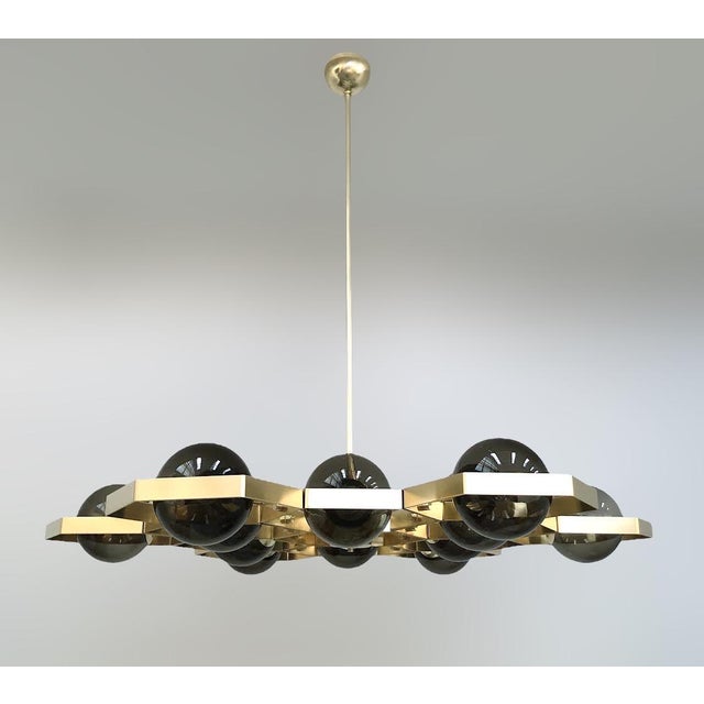 Fabio Ltd 21st Century Honeycomb Natural Brass Smoky Murano Chandelier by Fabio LTD For Sale - Image 4 of 7