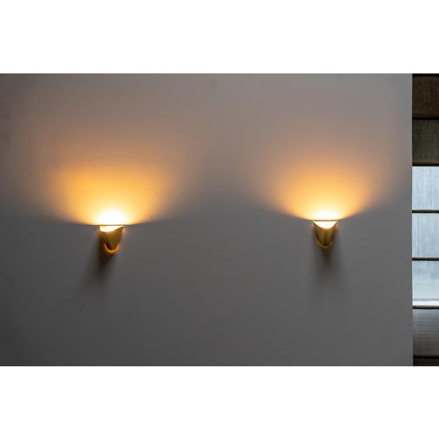 Brass Wall Sconces by Jean Perzel for Atelier Perzel, France, 1960s, Set of 2 For Sale - Image 4 of 12