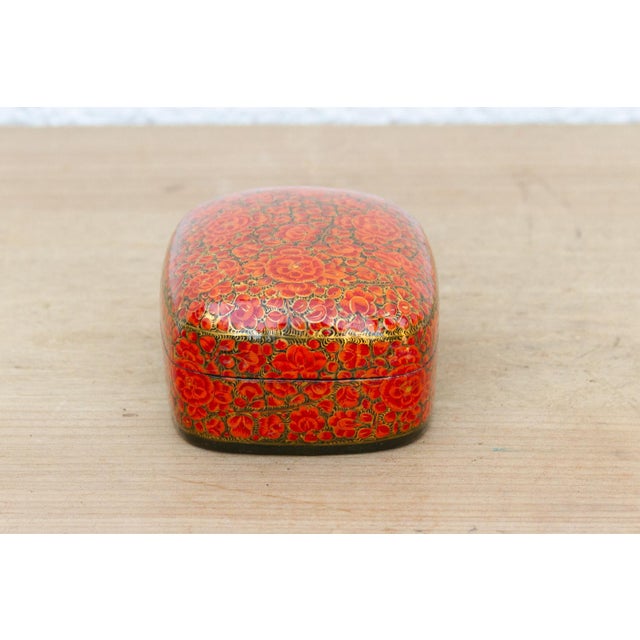 Mid 20th Century Small Hand-Painted Kashmiri Floral Box For Sale - Image 5 of 8