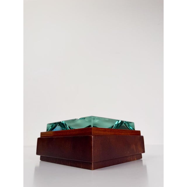 Mid-Century Italian Green Cut Glass and Leather Ashtray in the style of Fontana Arte, 1970s For Sale - Image 9 of 16