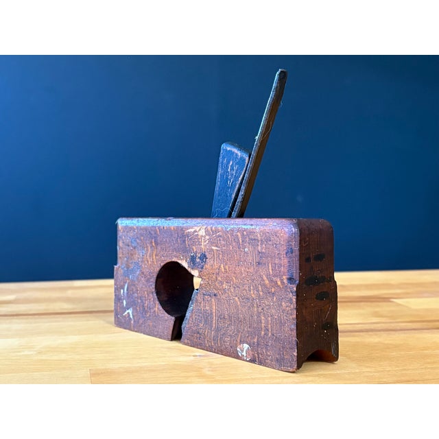 English antique hand crafted hardwood bull nose moulding plane. Made by G. Berry of London with curved base for planing...