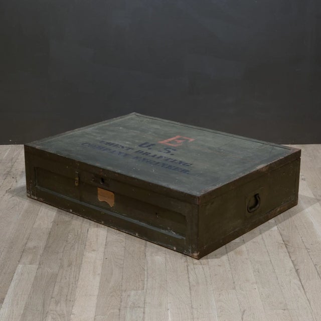 World War 2 Era Military Trunk C.1940 For Sale In San Francisco - Image 6 of 12