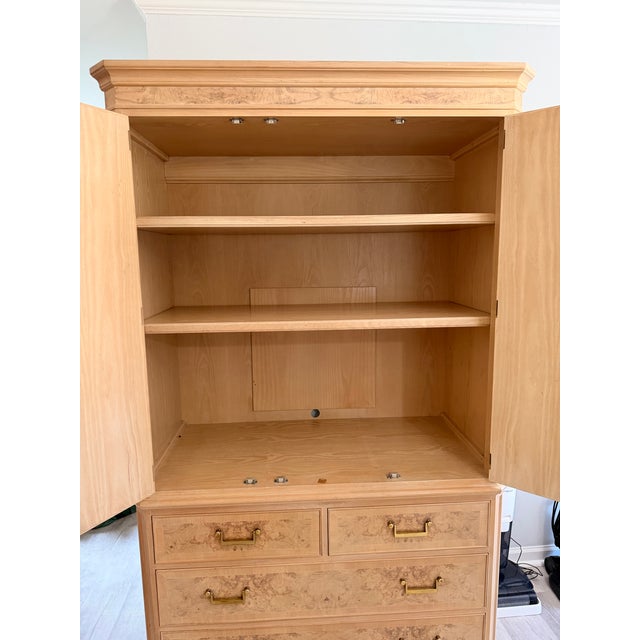 Hollywood Regency Drexel Heritage Burl Wood Armoire / Tv Cabinet – Vintage For Sale - Image 3 of 3