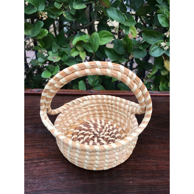 Vintage Handmade Charleston Gullah Sweetgrass Basket Chairish