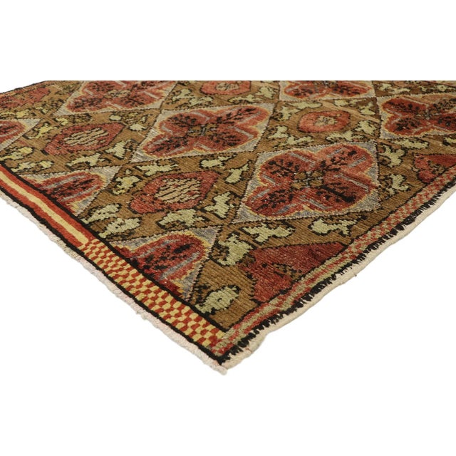 51081 Vintage Turkish Oushak Rug with Rustic Elizabethan Style 04'00 X 04'06. Regal and refined with a repeating pattern,...