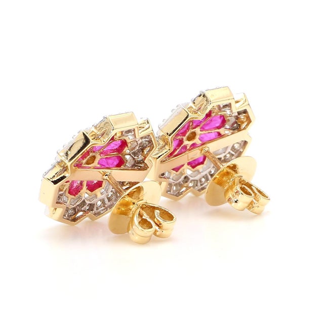 3.12 Carat Ruby and 1.15 Carat Diamond Geometric Flower 18k Gold Earring, A Pair For Sale - Image 4 of 15