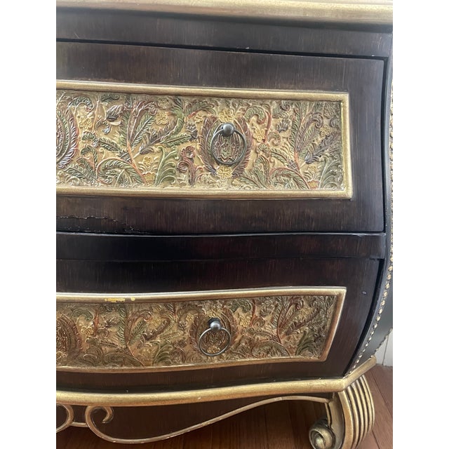 Wood Late 20th Century Bombe Chest With Embossed Floral Panels, Gold Detail – Hollywood Regency Style For Sale - Image 7 of 10
