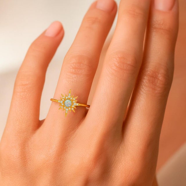 Starburst Opal Ring. Vintage style opal ring. 14 kt solid gold ring with oval opal cabochon. Multicolor opal ring. Pearl...