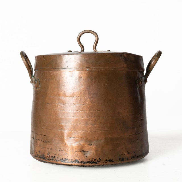 Early 20th Century Hand Wrought Copper Double Handle Pot For Sale - Image 5 of 7