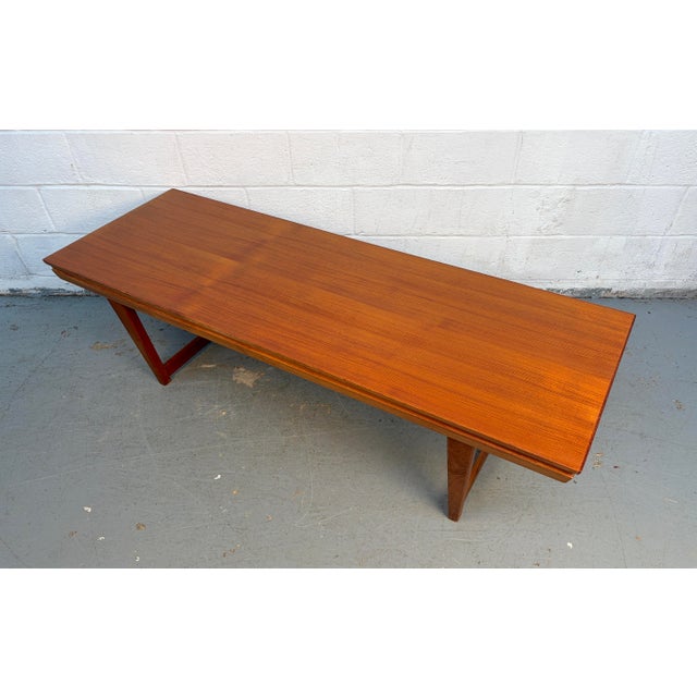 Mid 20th Century Mid-Century Danish Teak Extending Coffee Table For Sale In New York - Image 6 of 12