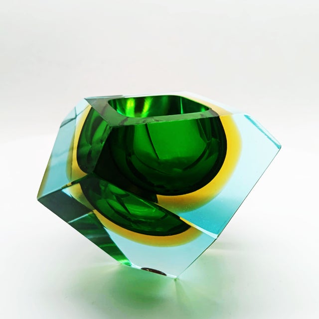 1960s Vintage Italian Multifaceted Ashtray in Murano Glass by Flavio Poli for Seguso, 1960s For Sale - Image 5 of 8