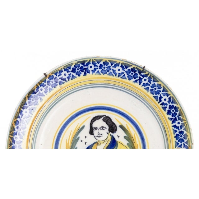 Earthenware Plate from Gaia, 19th Century For Sale - Image 5 of 8