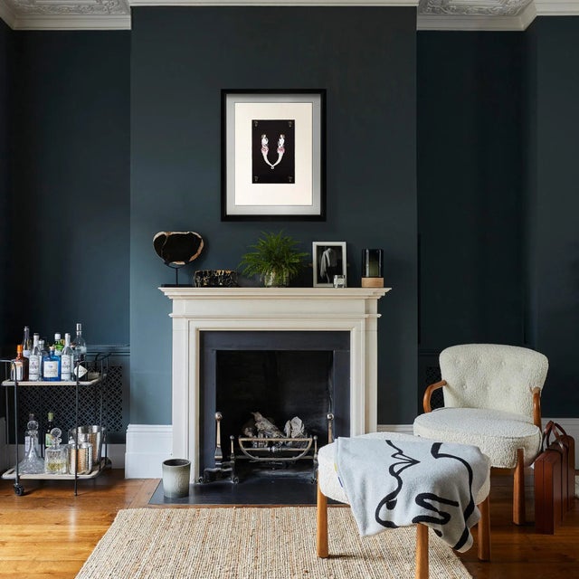 Black Erté, Artist's Proof: Letter V, Limited Edition Serigraph, 1976 For Sale - Image 8 of 11