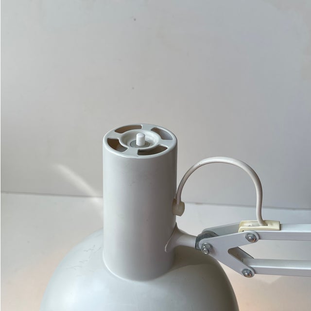 White Articulated Architects Desk Lamp from Louis Poulsen, 1980s For Sale - Image 10 of 12