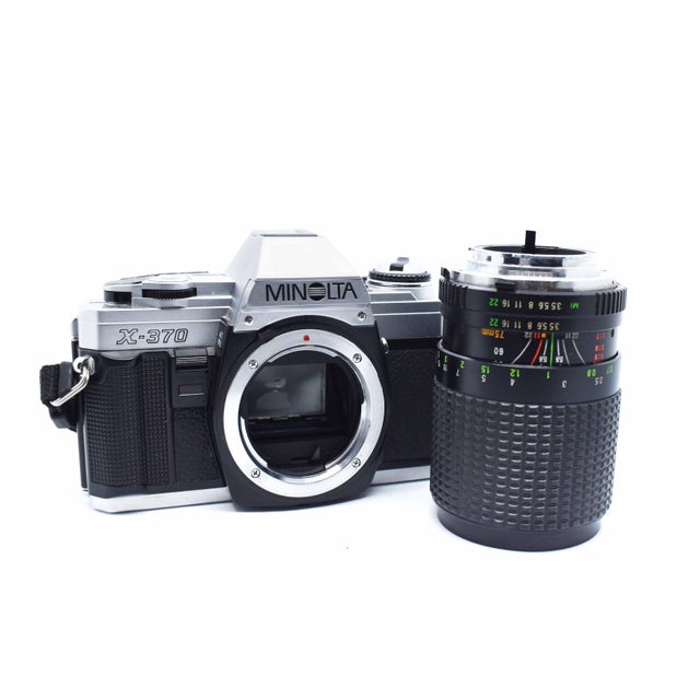 1980's Minolta X-370 35mm SLR Film Camera With Five Star 35-75mm MC Auto Zoom Lens - Japan For Sale - Image 9 of 11
